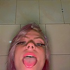 itsacoldworld.x profile picture